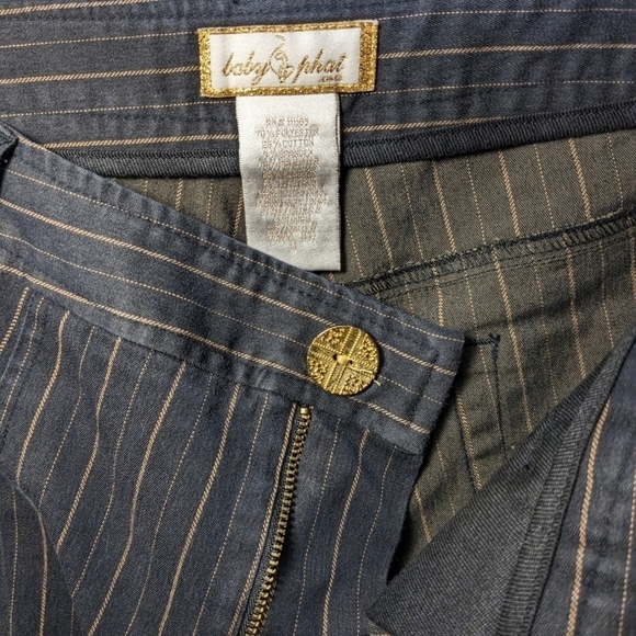Baby Phat Women's Juniors 13 Capri Dark Grey w Gold Stripes & Embellishments - Picture 2 of 9